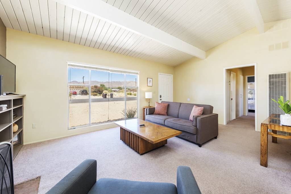 House for rent at 61934 Verbena Rd, Joshua Tree, CA 92252