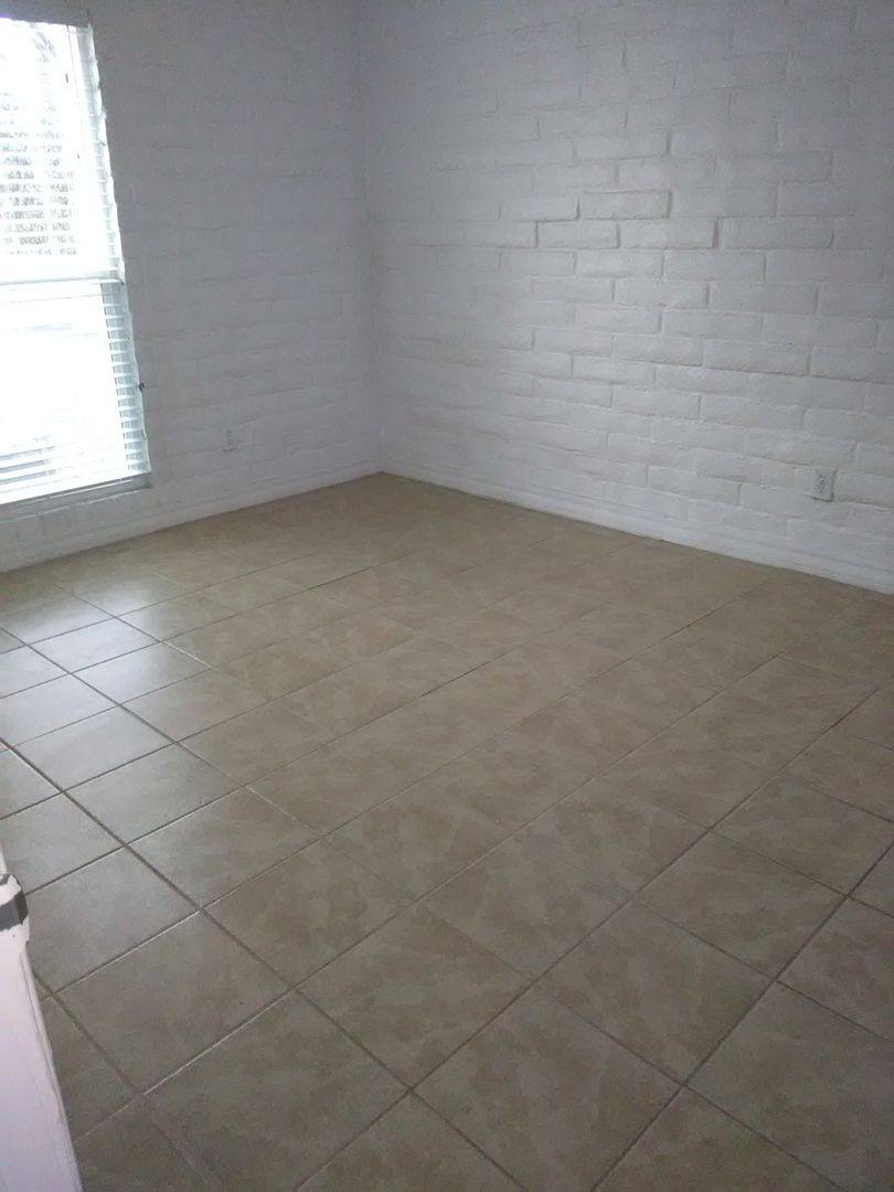 Apartment for rent at 825 S Telshor Blvd, Las Cruces, NM 88011