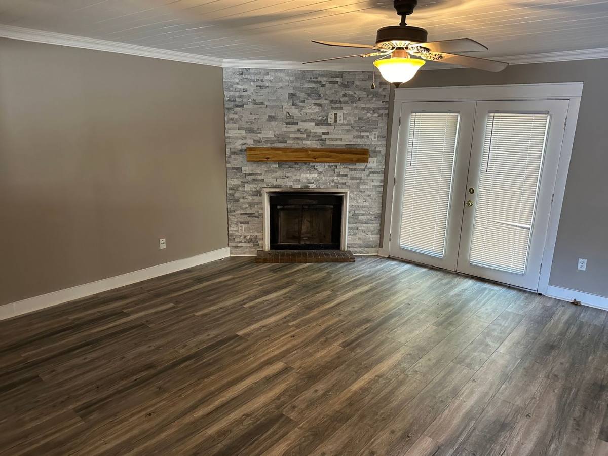 Condo for rent at 8061 Creekwood Circle W, Southaven, MS 38671