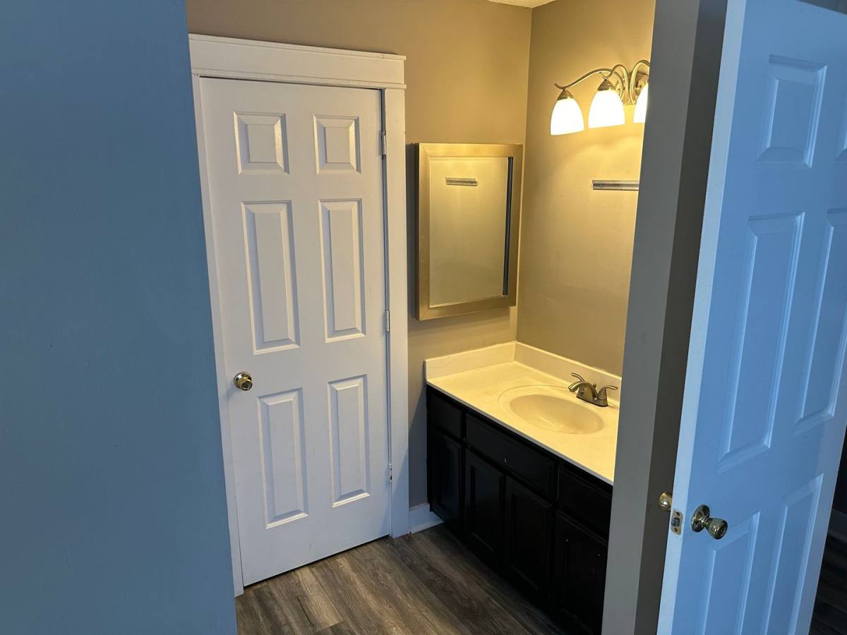 Condo for rent at 8061 Creekwood Circle W, Southaven, MS 38671