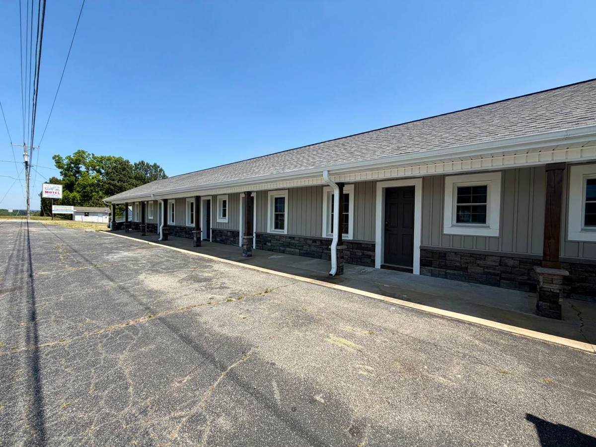 Apartment for rent at 5539 Highway, Buffalo Junction, VA 24529