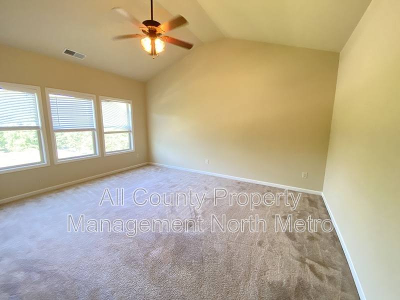 House for rent at 5060 Glencliff Dr, Buford, GA 30518