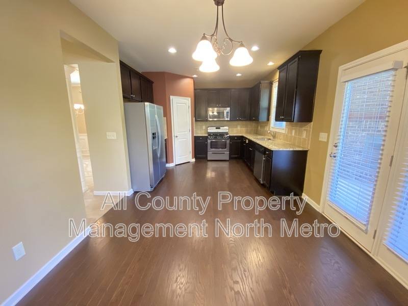 House for rent at 5060 Glencliff Dr, Buford, GA 30518