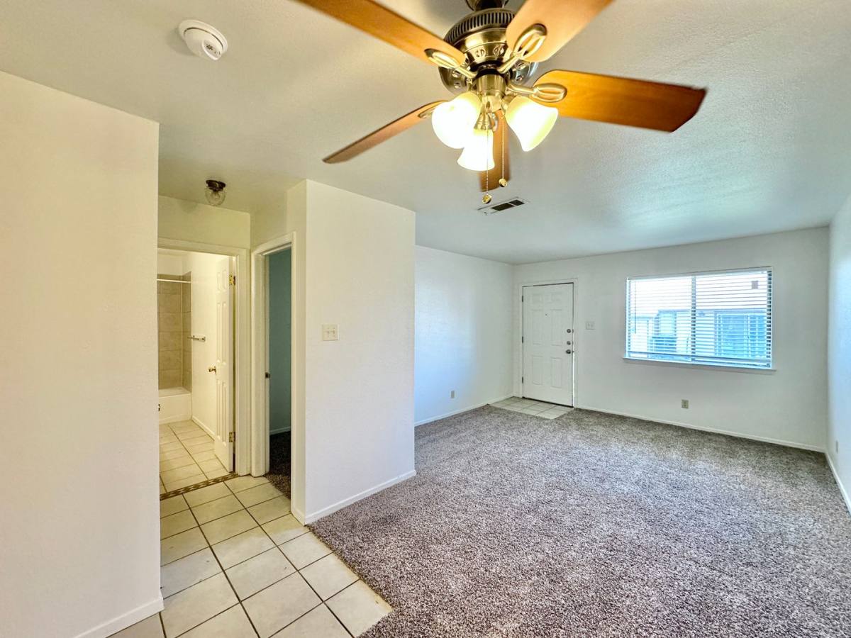Townhouse for rent at 1308 Quail Circle, Killeen, TX 76549