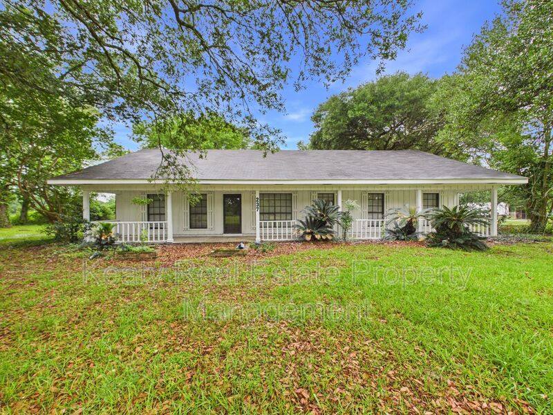 House for rent at 237 Beau Bassin, Carencro, LA 70520