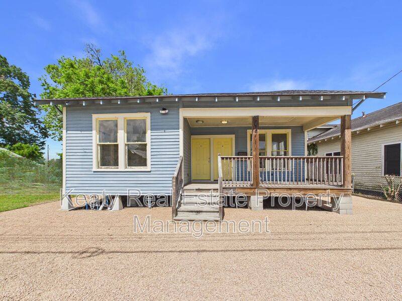 House for rent at 617 E Vermilion St #C, Lafayette, LA 70501