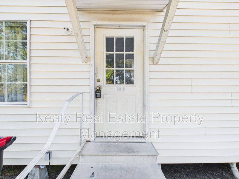House for rent at 111 Sternberg Dr, Lafayette, LA 70506