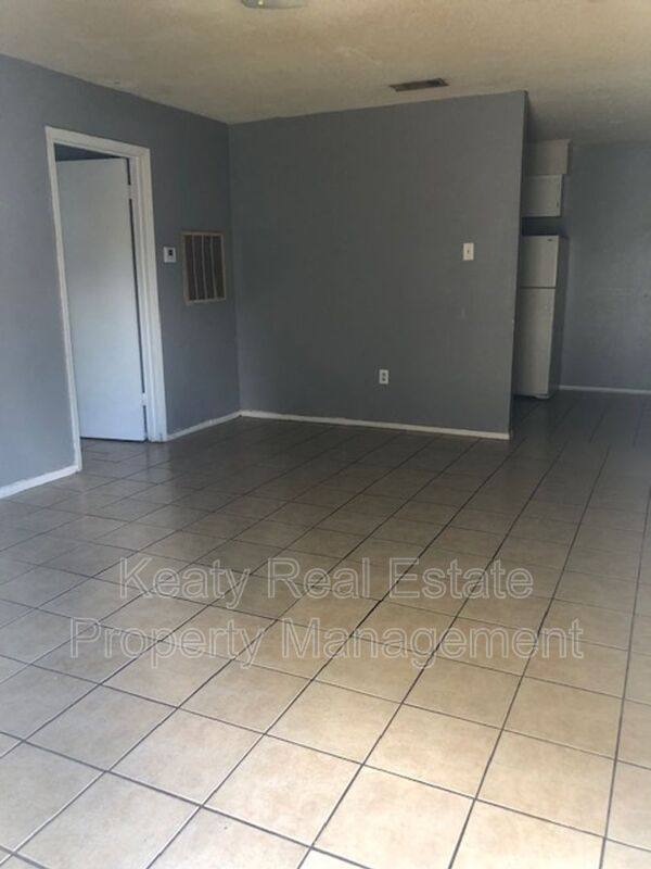 Apartment for rent at 101 Limoges St #B, Duson, LA 70529