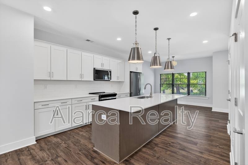 Townhouse for rent at 714 Falling Oak Alley, Huntersville, NC 28078
