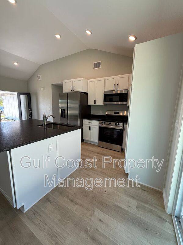 House for rent at 3294 W Price Blvd, North Port, FL 34286