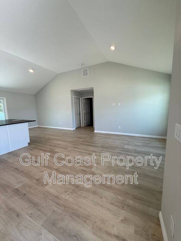House for rent at 3294 W Price Blvd, North Port, FL 34286