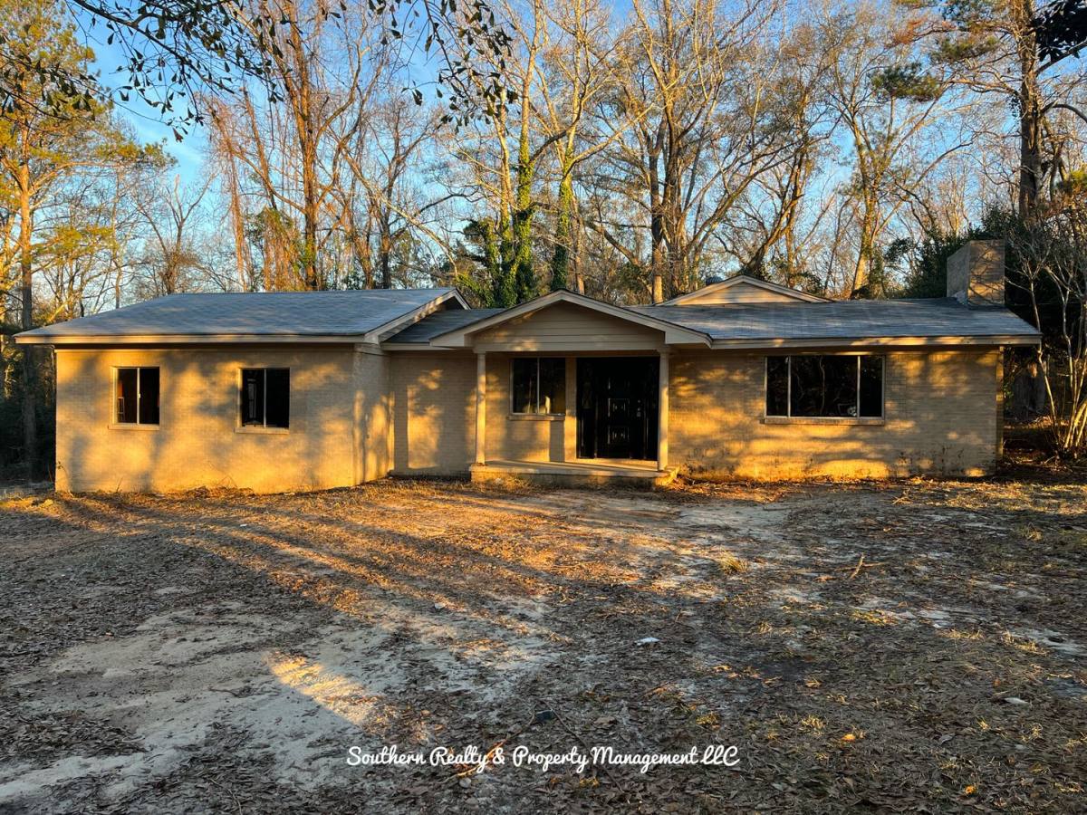 House for rent at 147 Noahs Rd, Wetumpka, AL 36092