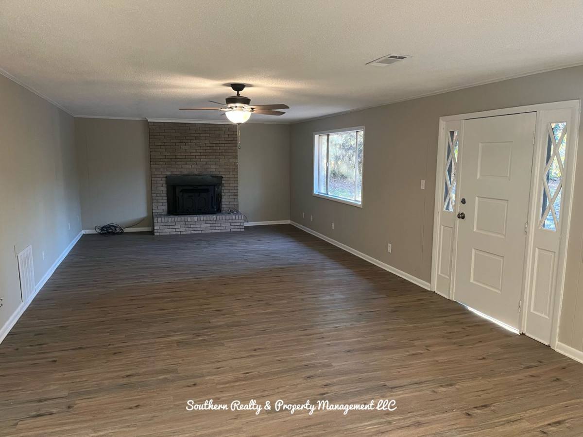 House for rent at 147 Noahs Rd, Wetumpka, AL 36092