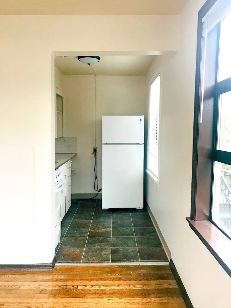 Apartment for rent at 2410 E Lynn St, Seattle, WA 98112
