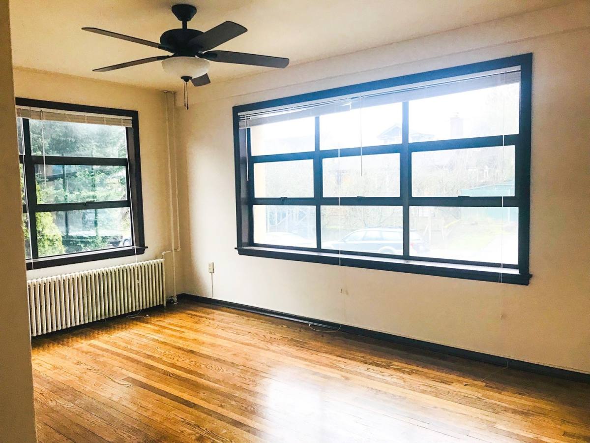 Apartment for rent at 2410 E Lynn St, Seattle, WA 98112