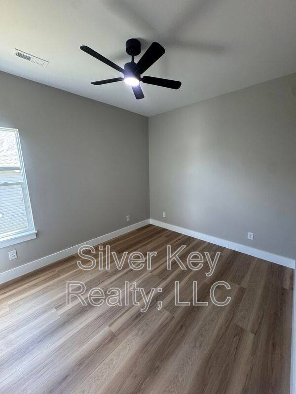 House for rent at 918 Stratford Ave, Sweetwater, TN 37874
