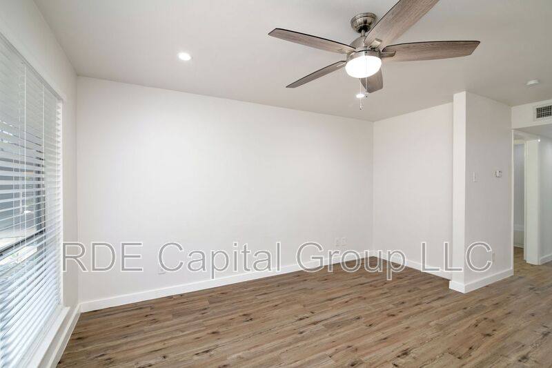 Apartment for rent at 2722 Throckmorton St #308, Dallas, TX 75219