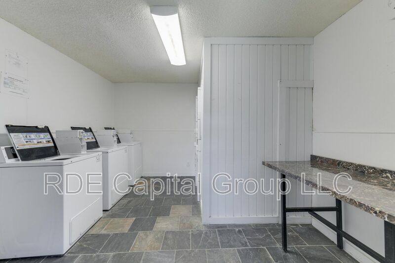 Apartment for rent at 2722 Throckmorton St #308, Dallas, TX 75219