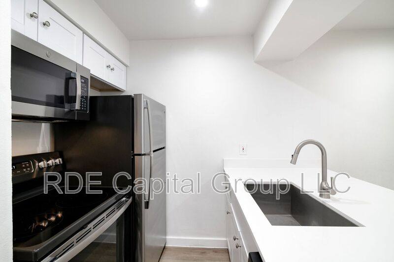 Apartment for rent at 2722 Throckmorton St #308, Dallas, TX 75219