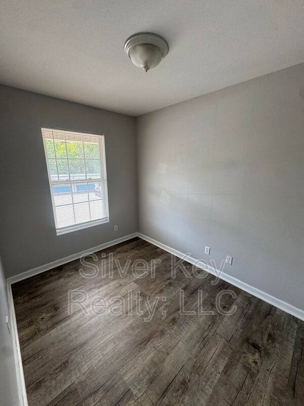 Apartment for rent at 268 Willow Creek Dr #6, Madisonville, TN 37354