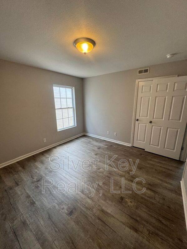 Apartment for rent at 268 Willow Creek Dr #6, Madisonville, TN 37354