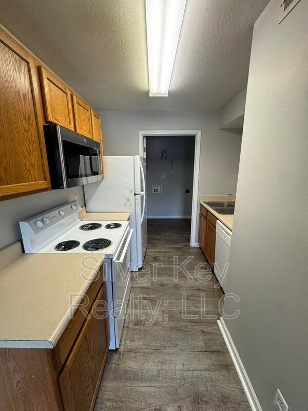 Apartment for rent at 268 Willow Creek Dr #6, Madisonville, TN 37354