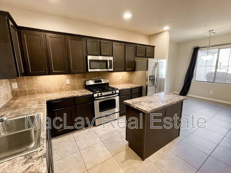 Townhouse for rent at 4700 S Fulton Ranch Blvd #50, Chandler, AZ 85248