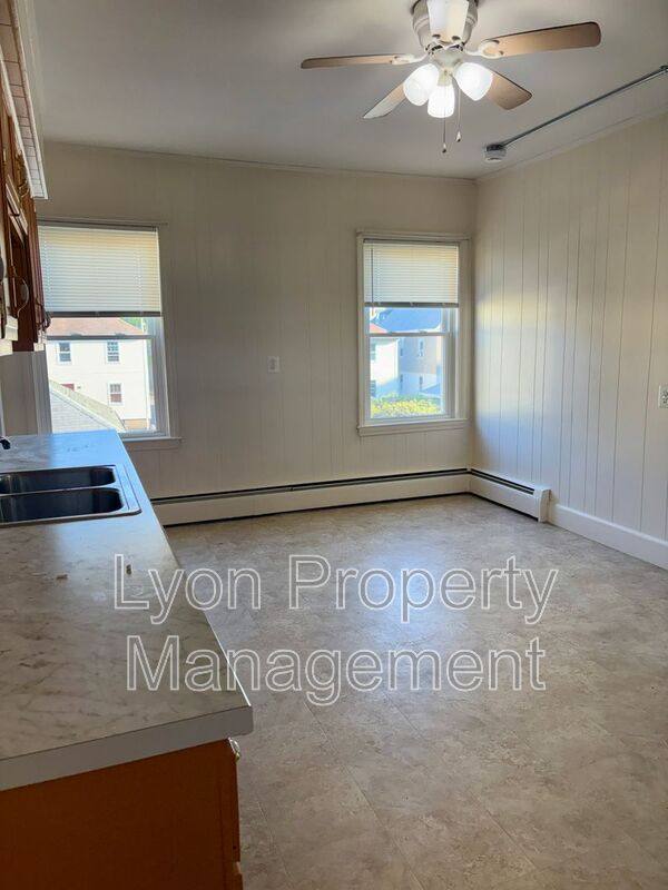 Apartment for rent at 98 Anthony Ave #2R, Pawtucket, RI 02860