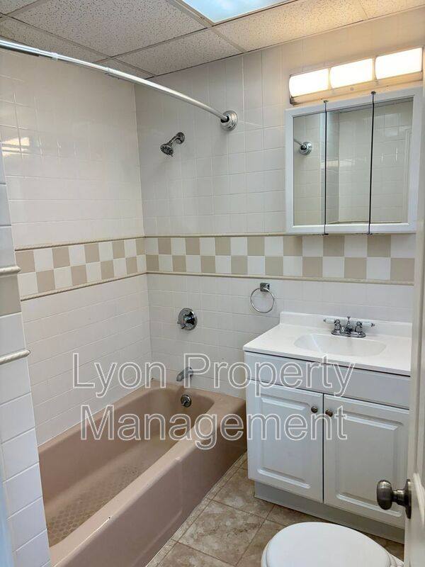 Apartment for rent at 98 Anthony Ave #2R, Pawtucket, RI 02860