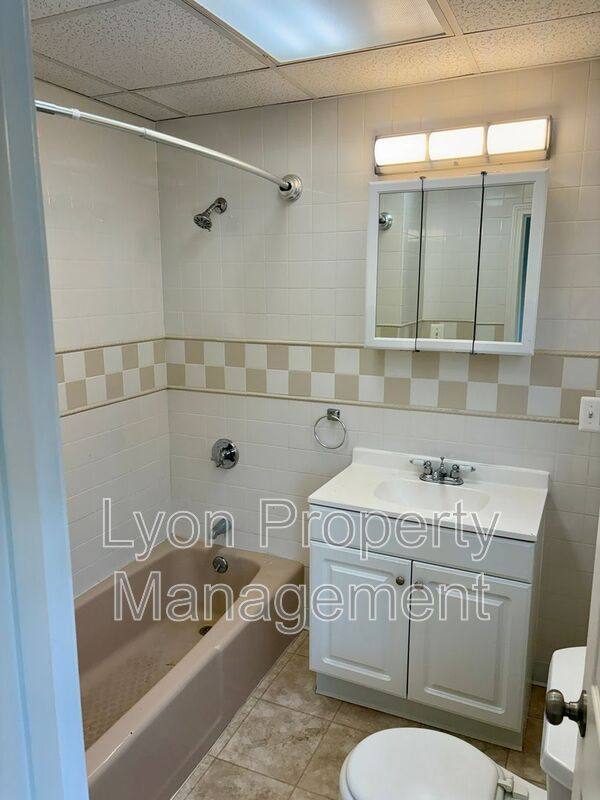 Apartment for rent at 98 Anthony Ave #2R, Pawtucket, RI 02860