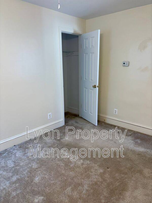 Apartment for rent at 94 Anthony St #2R, Pawtucket, RI 02860