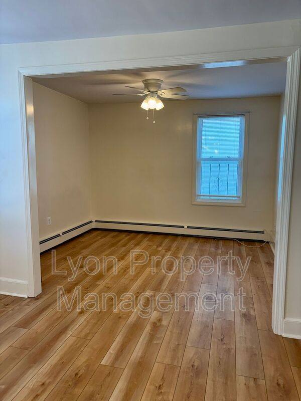 Apartment for rent at 94 Anthony St #2R, Pawtucket, RI 02860