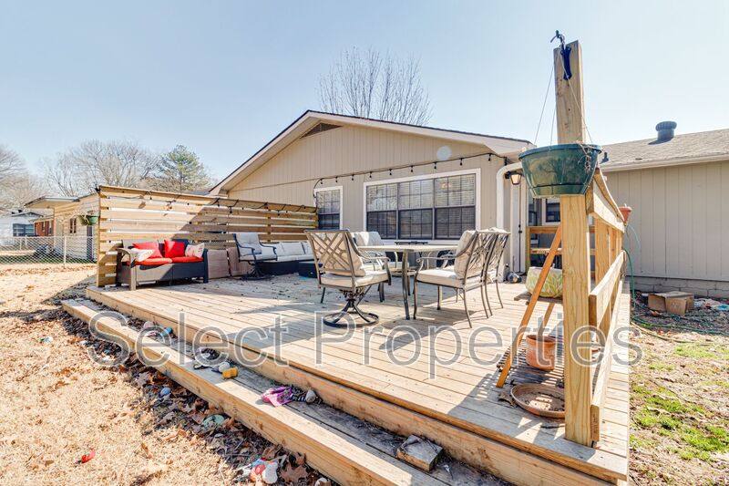 House for rent at 1116 W Nettleton, Jonesboro, AR 72401