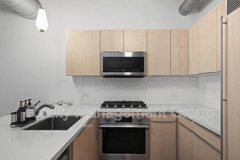 Apartment for rent at 877 Island Ave #312, San Diego, CA 92101
