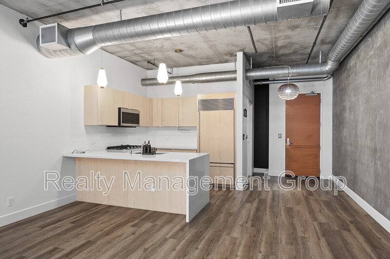 Apartment for rent at 877 Island Ave #312, San Diego, CA 92101