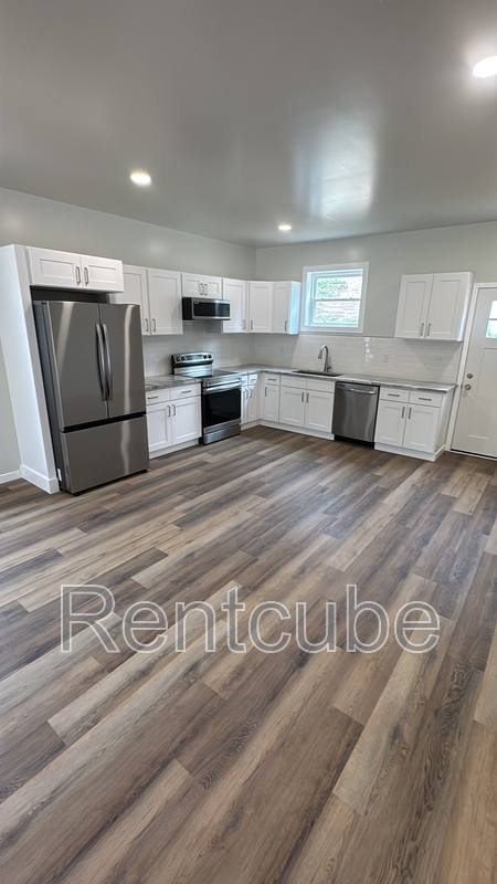 House for rent at 3860 Peru Rd, Dubuque, IA 52001