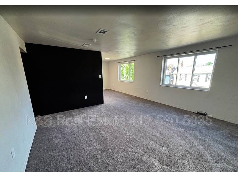 Apartment for rent at 29 Coulter St #1B, Pittsburgh, PA 15205