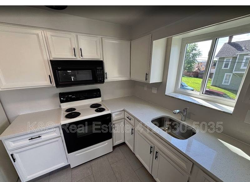 Apartment for rent at 29 Coulter St #1B, Pittsburgh, PA 15205