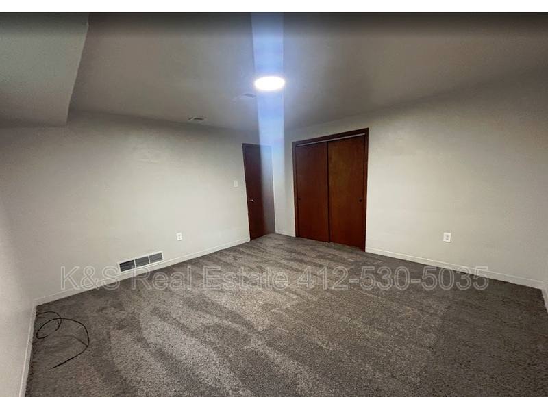 Apartment for rent at 29 Coulter St #1B, Pittsburgh, PA 15205