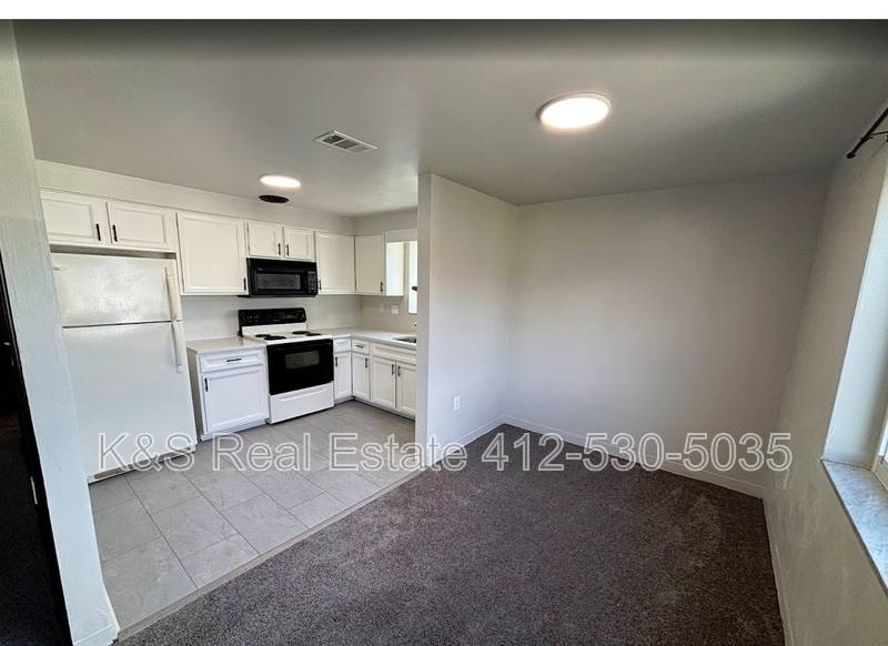 Apartment for rent at 29 Coulter St #1B, Pittsburgh, PA 15205
