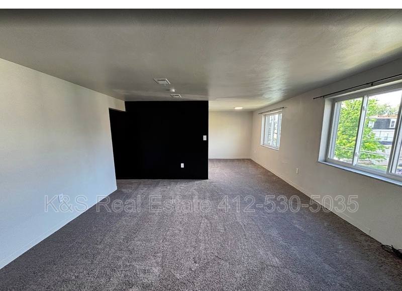 Apartment for rent at 29 Coulter St #1B, Pittsburgh, PA 15205