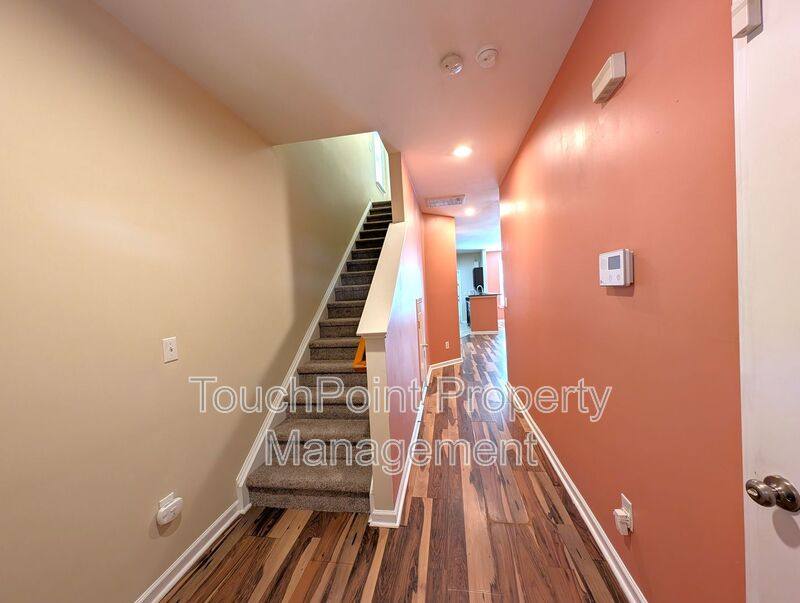 Townhouse for rent at 4283 Glenlea Commons Dr, Charlotte, NC 28216