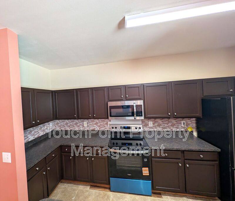 Townhouse for rent at 4283 Glenlea Commons Dr, Charlotte, NC 28216