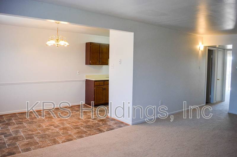 Apartment for rent at 7698 Colonial Point Lane #6-B, Gloucester Point, VA 23062