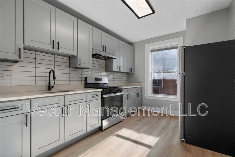 Apartment for rent at 1476 Chapel St #301, New Haven, CT 06511