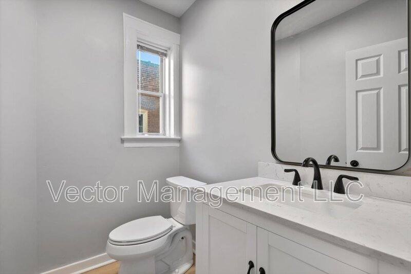 Apartment for rent at 1476 Chapel St #301, New Haven, CT 06511