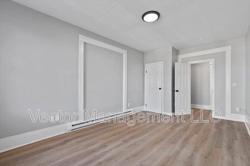 Apartment for rent at 1476 Chapel St #301, New Haven, CT 06511
