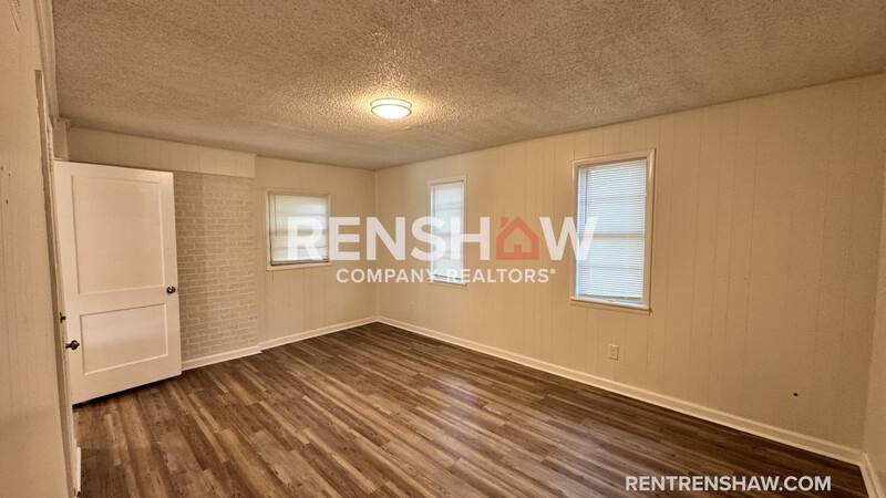 House for rent at 4550 Quince Rd, Memphis, TN 38117