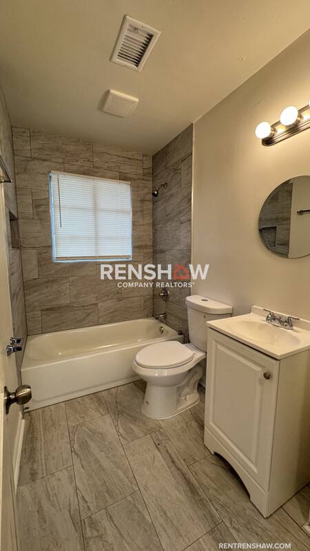 House for rent at 4550 Quince Rd, Memphis, TN 38117