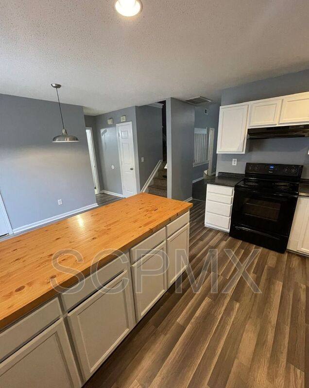 Townhouse for rent at 1870 Birch Heights Court, Charlotte, NC 28213